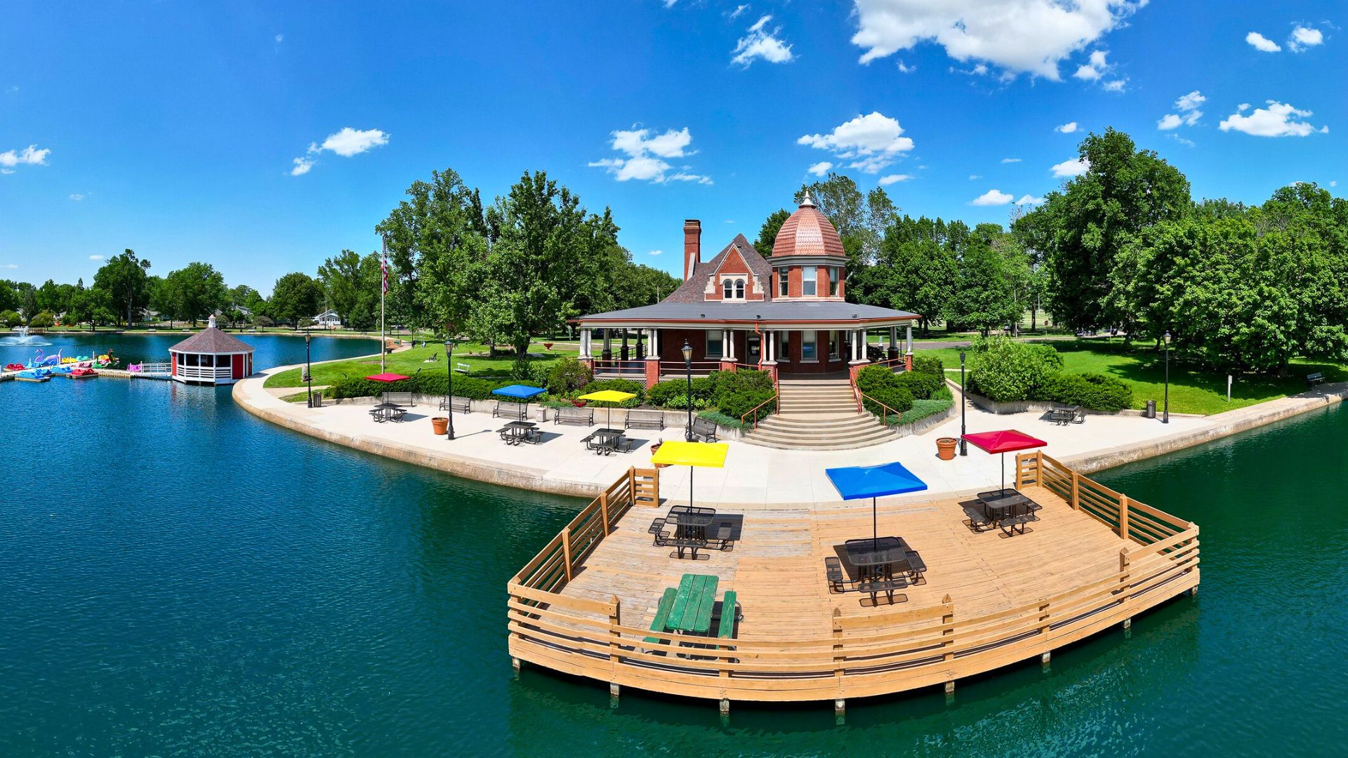 beautiful fish-eye style view of a waterfront